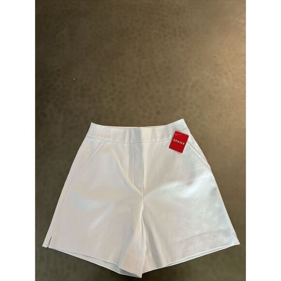 Spanx 20375 Sz Medium On the Go 6" Shorts Classic White Silver Lining Technology - Picture 1 of 16
